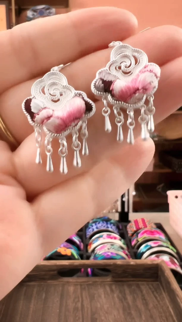 织绣艺枝独绣老绣饰品8