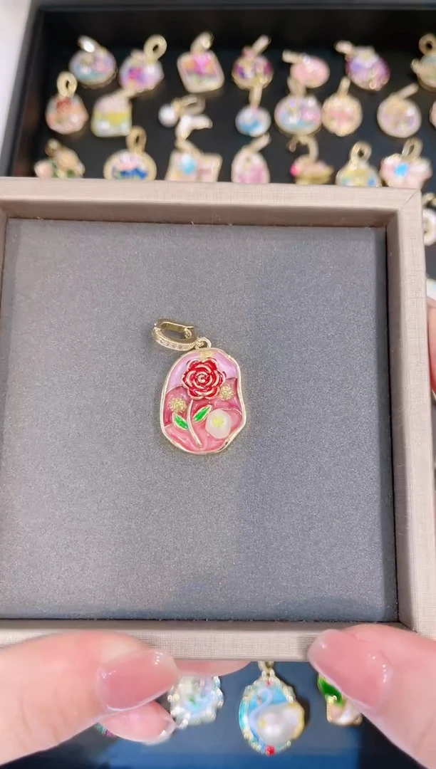 【闪购商品】淡水珍珠颈饰合金吊坠