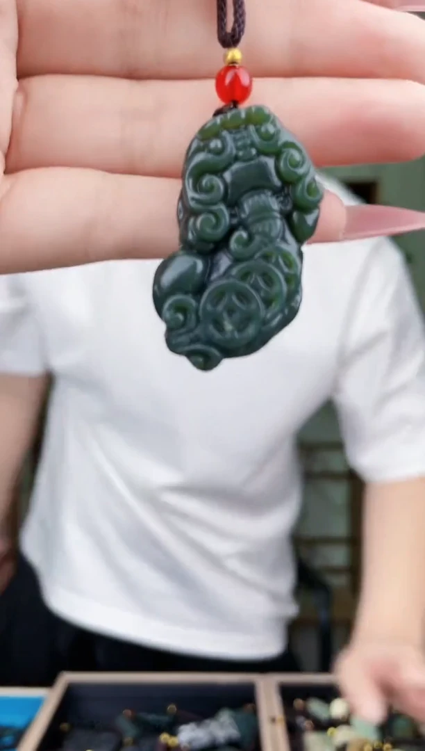 和田玉未镶嵌挂件拍一发一，多样性发货！