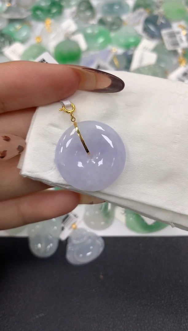 颈饰18K金镶嵌翡翠a货假一赔三支持复检百元上9元证书费自理