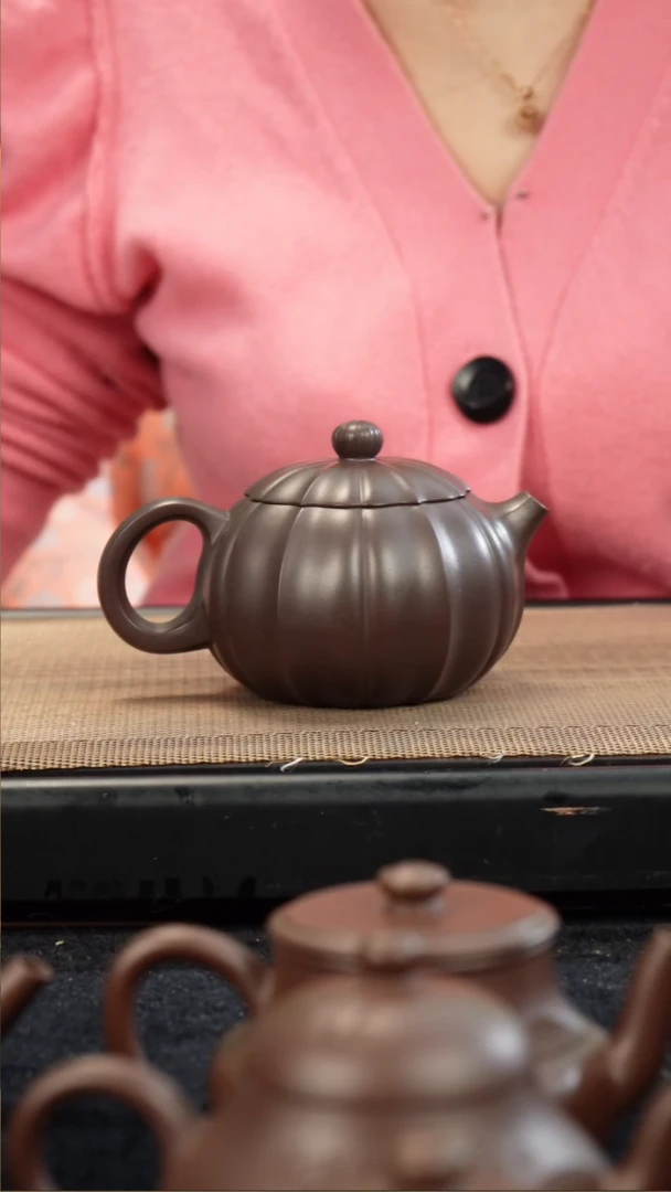茶壶紫砂老紫泥筋纹西施240