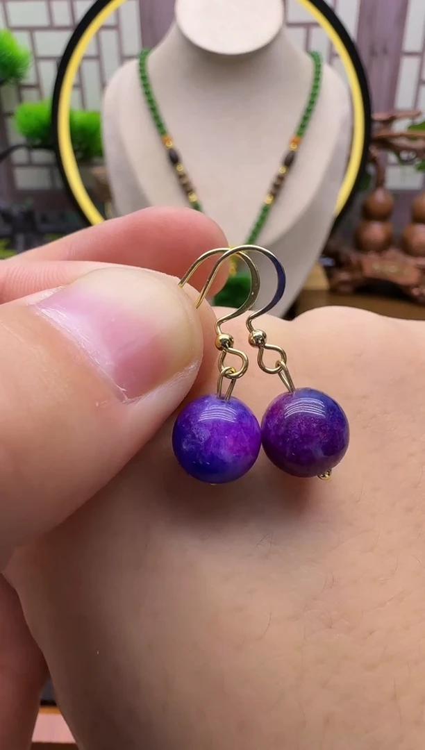 14K金镶嵌苏纪石（舒俱来）耳钉E04