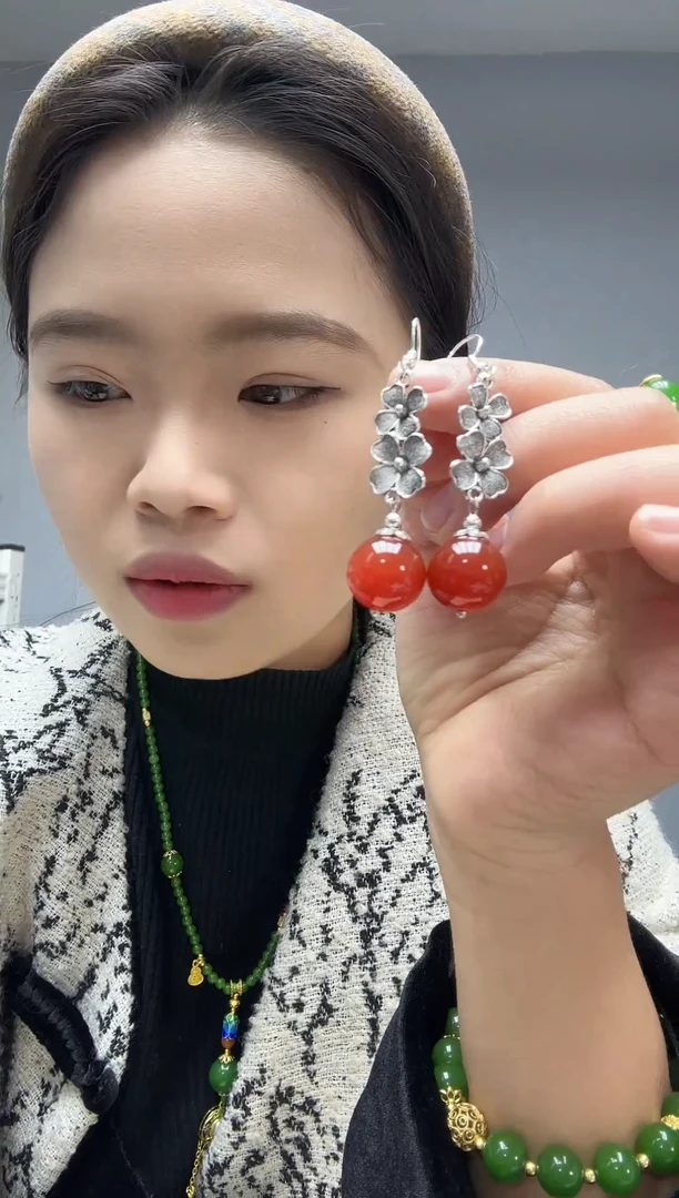 无非金属大圆珠宝高货颈饰