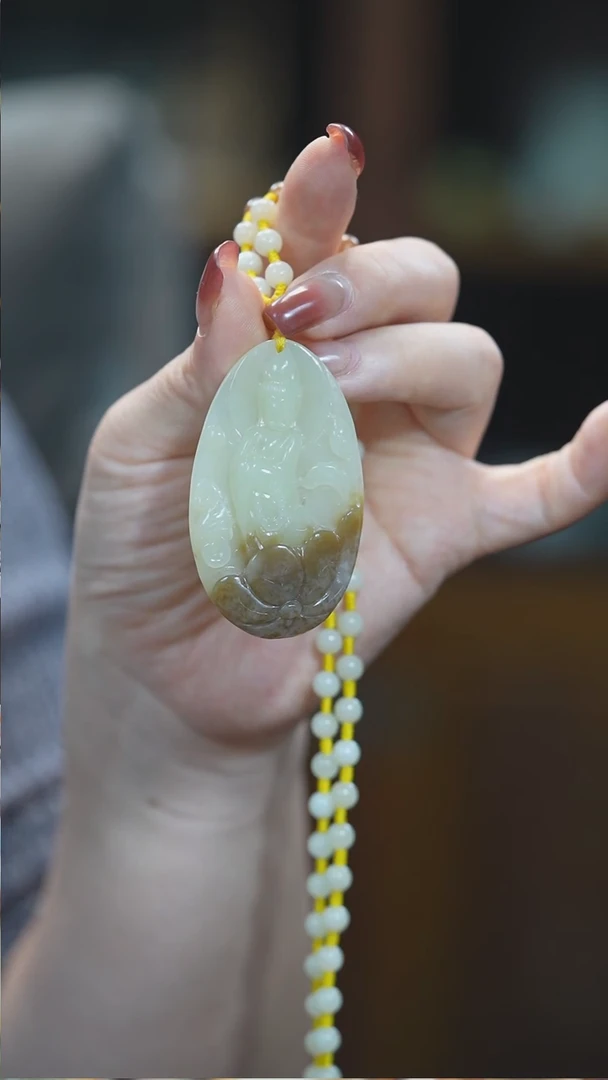 颈饰未镶嵌和田玉观音