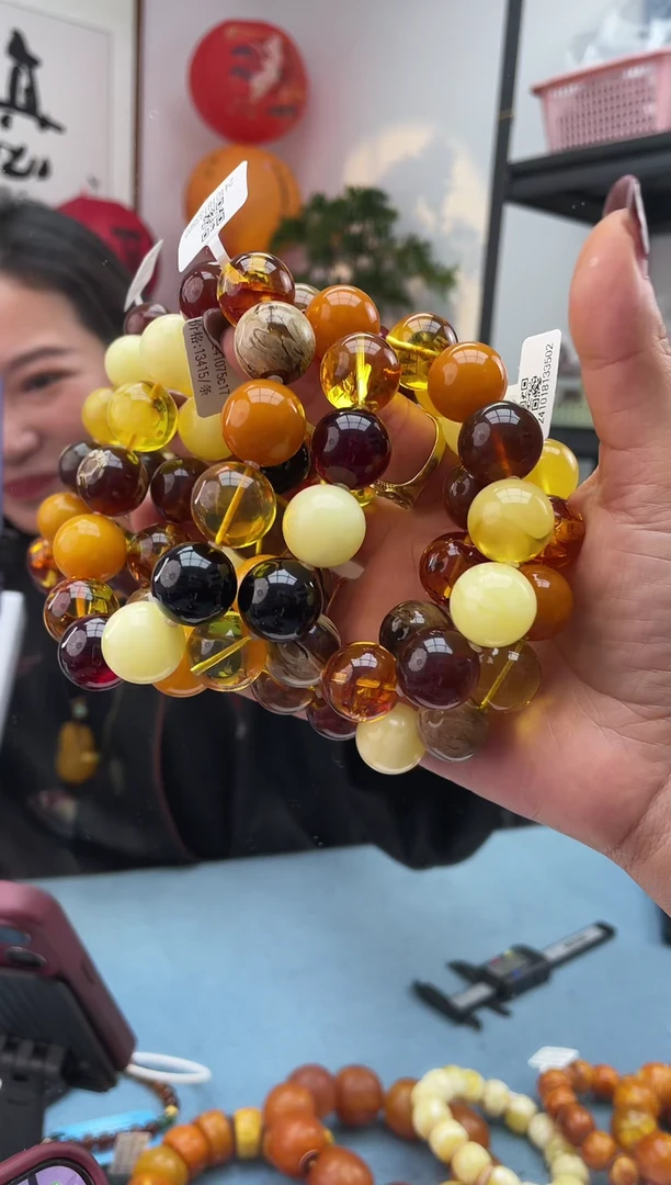 【闪购商品】蜜蜡珠宝奇石未镶嵌367 016多样性发一