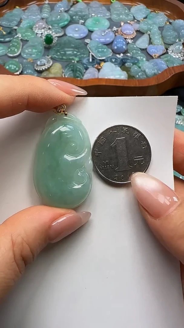 翡翠18K金镶嵌吊坠(不含链)如意