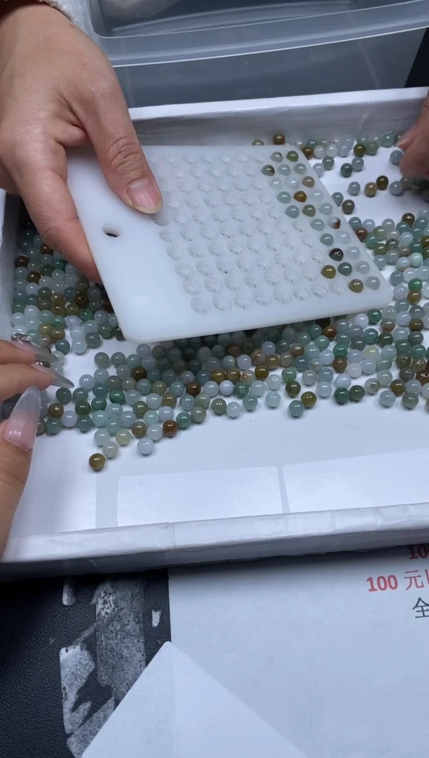 【闪购商品】翡翠颈饰未镶嵌贞城散珠批发DIY