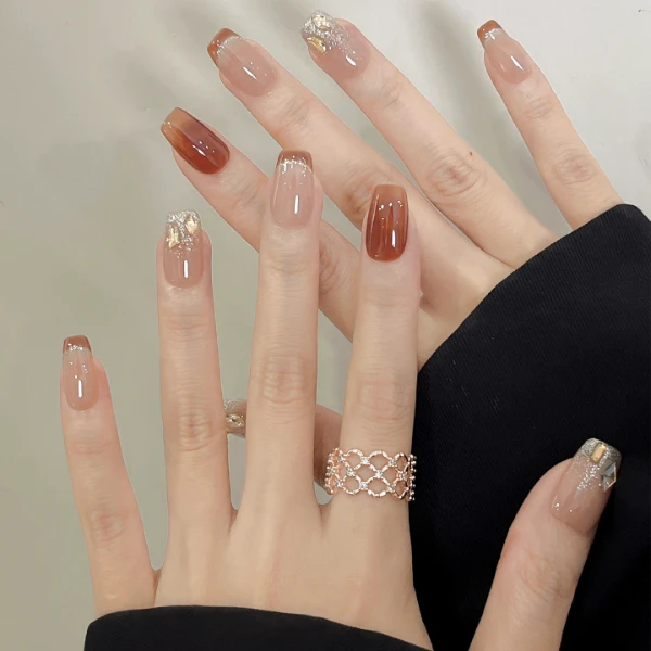 冰咖碎金 手工穿戴甲咖色细闪碎钻中方温柔高级显白百搭日常通勤