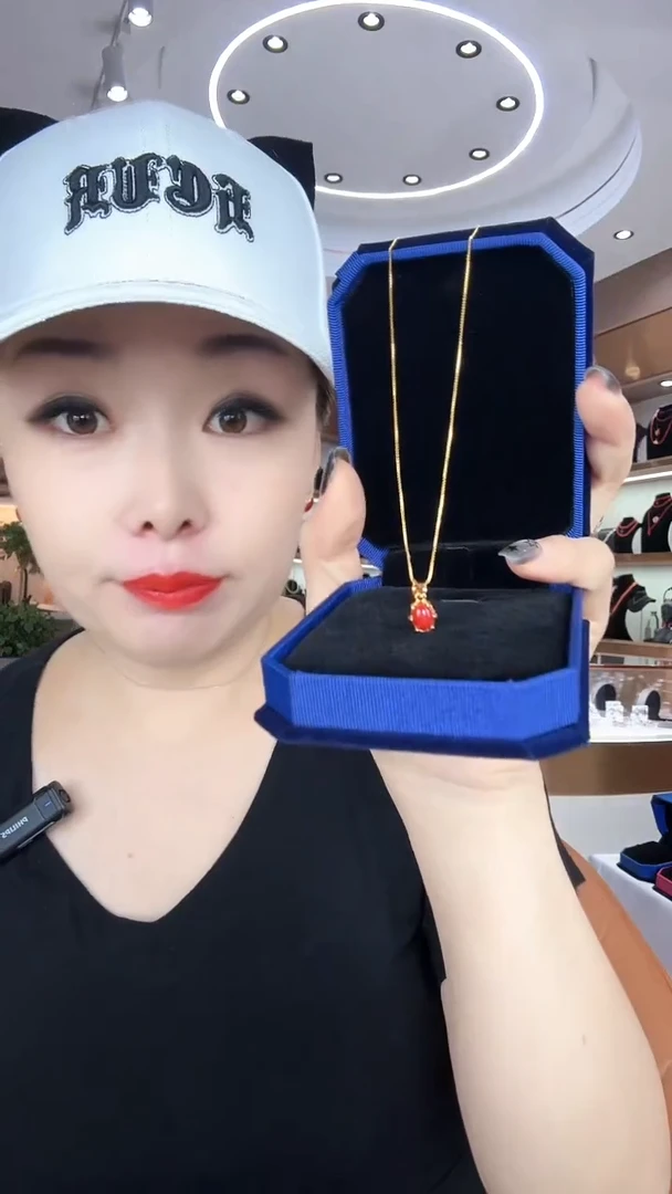 简单款 中国红小吊坠