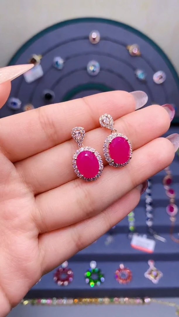 【闪购商品】红宝石耳饰银S925镶嵌888