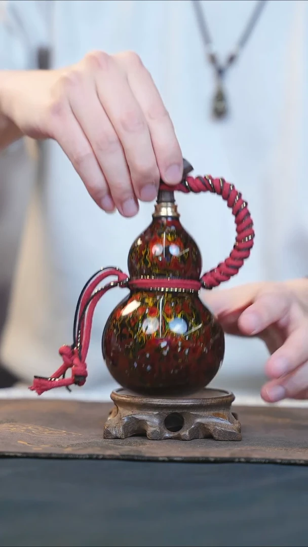 【闪购商品】RT120漆艺酒葫芦不包手串及旋转底座