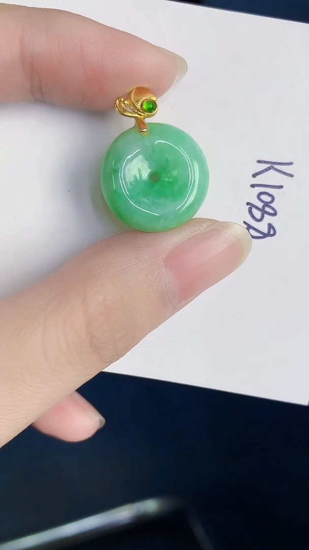 颈饰未镶嵌翡翠天然翡翠缅甸A货