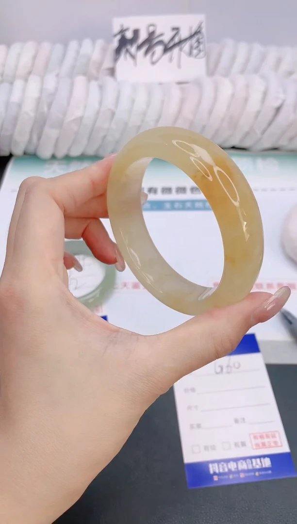 石英质玉手镯未镶嵌5G60-59