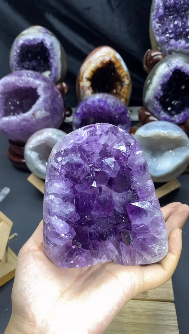 未镶嵌大型摆件（非配饰）紫晶311号摆件