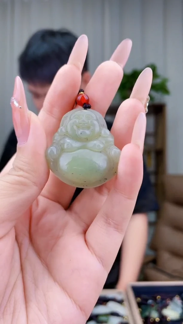 和田玉未镶嵌挂件拍一发一，多样性发货！