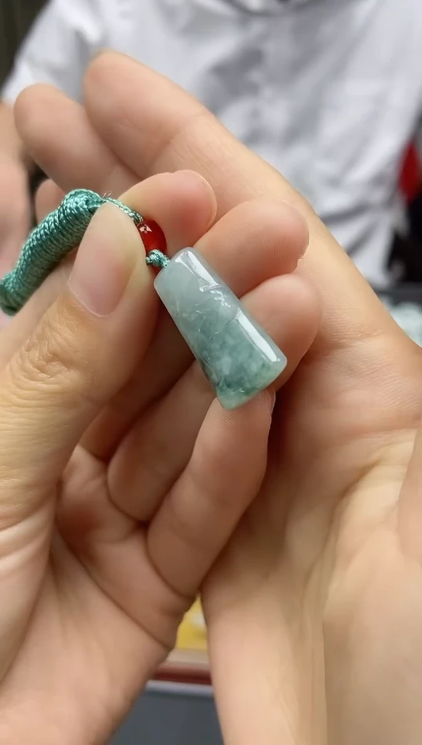 【闪购商品】翡翠颈饰未镶嵌天然翡翠A货04