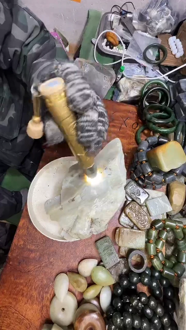 未镶嵌和田玉珠宝半成品1