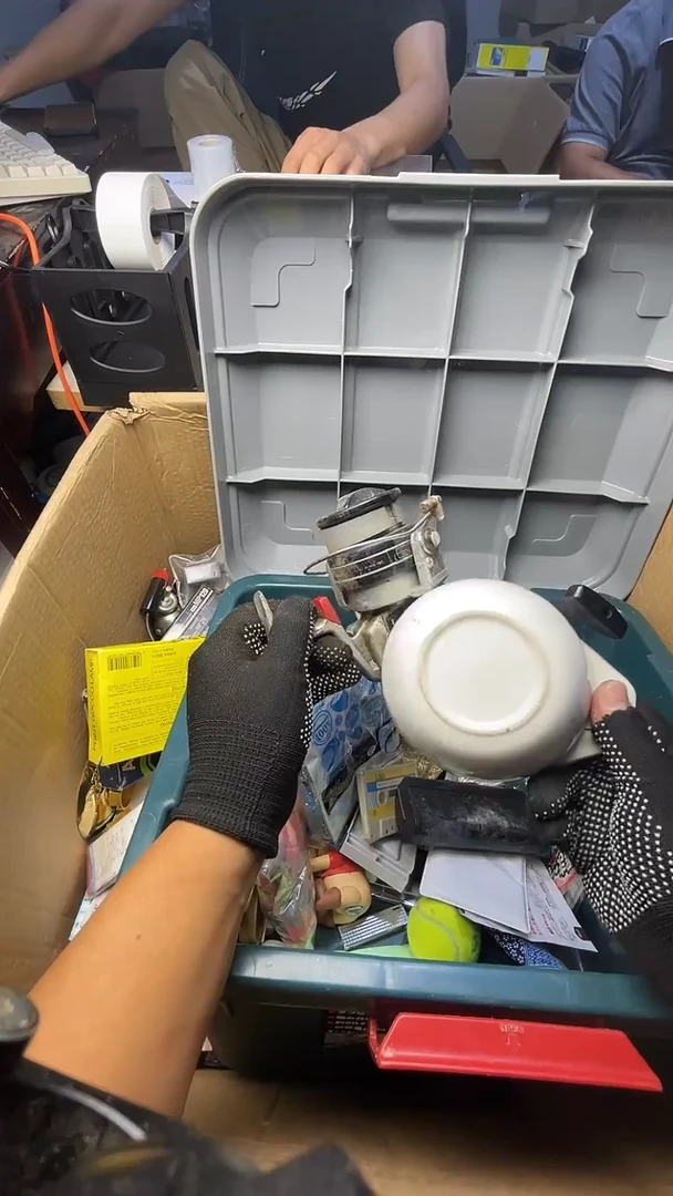 乱**湖二手商品不退不换