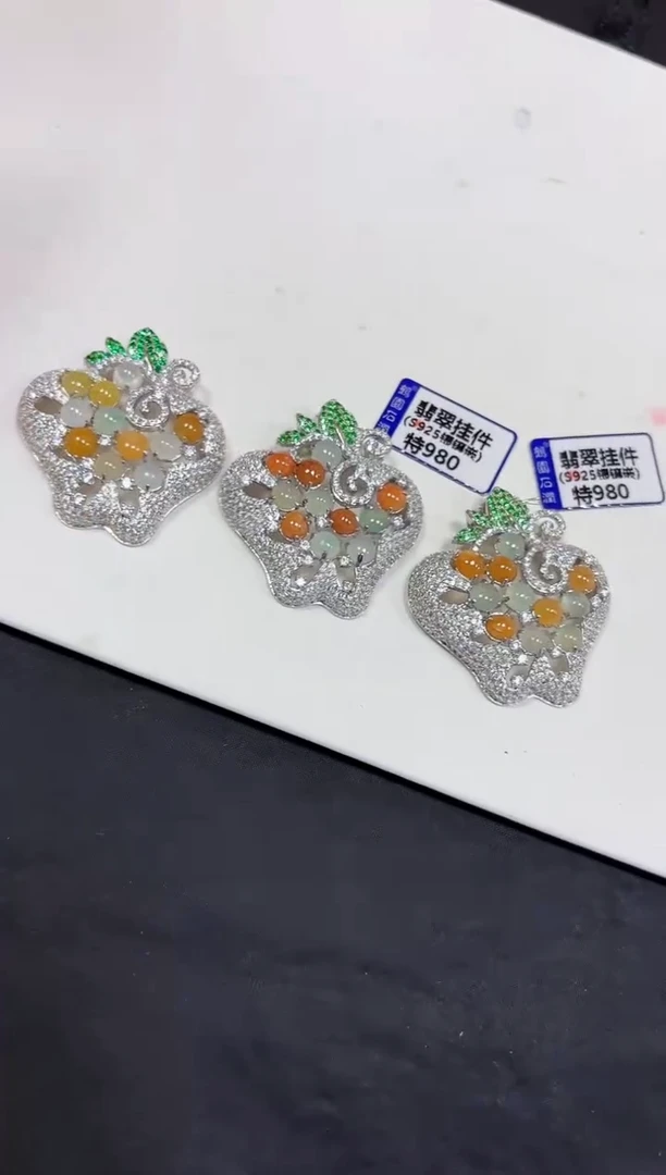 翡翠银S925镶嵌颈饰多样性发其一