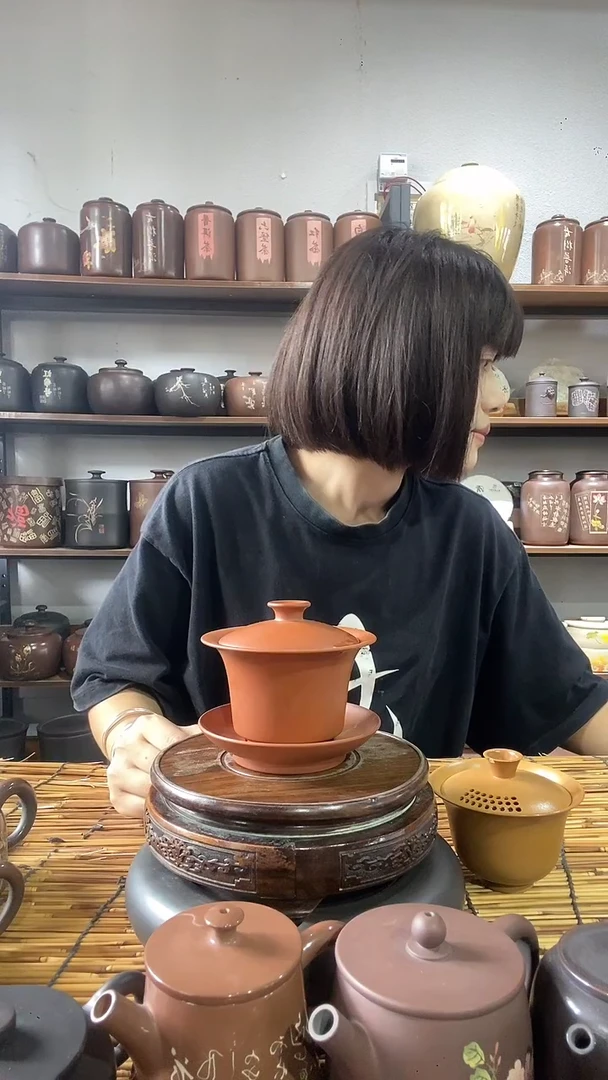 1建水紫陶手工复烧三才盖碗