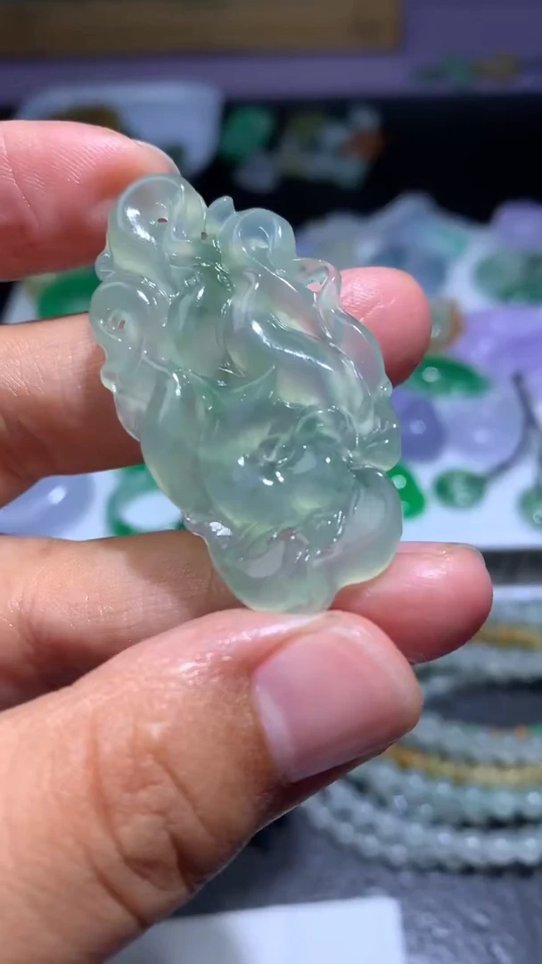 未镶嵌定制翡翠毛货