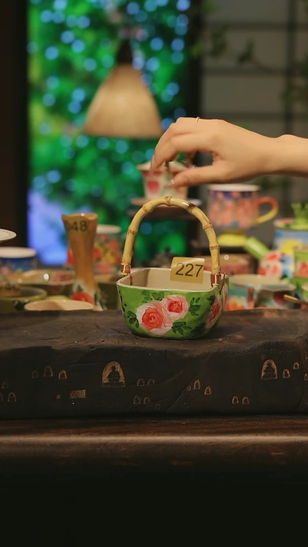 陶瓷227景德镇高温手绘釉下彩设计师款式