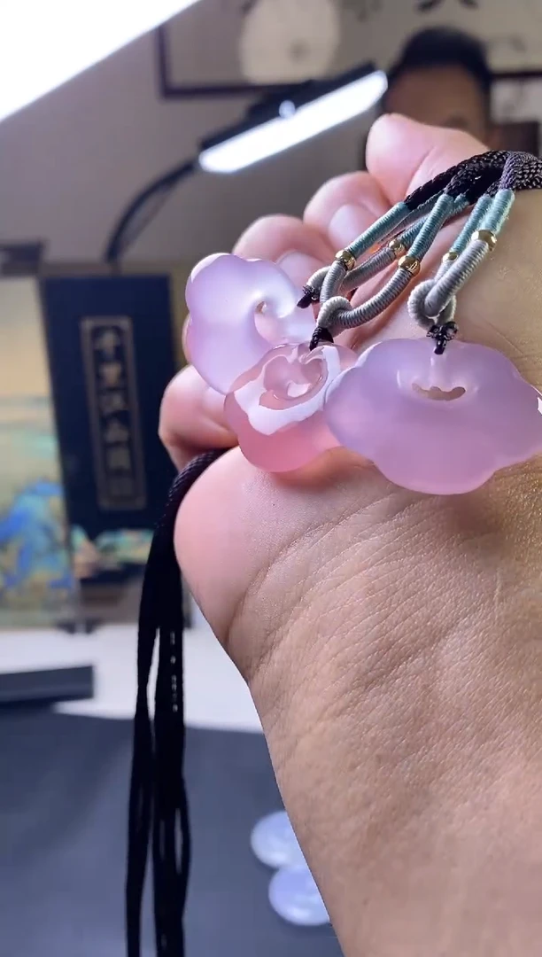 玛瑙/玉髓挂件未镶嵌玉髓如意挂件多样性发一