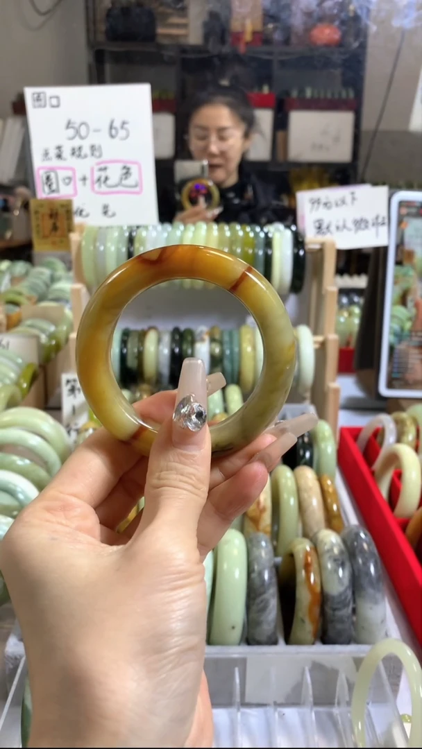 未镶嵌岫玉手镯50有美纹线（53+）