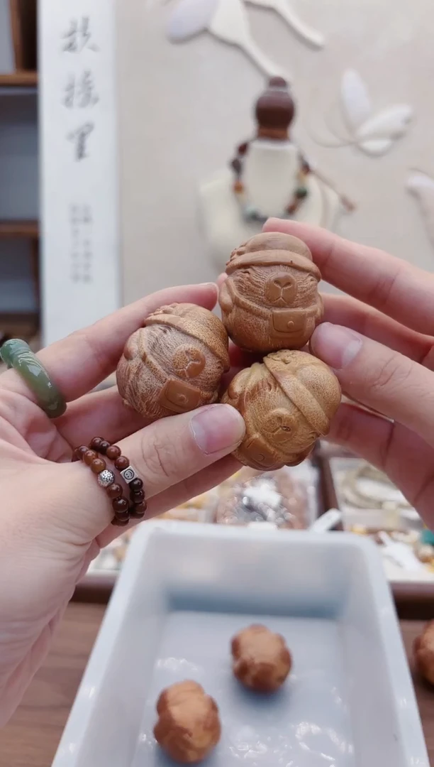 手串橄榄核N187卡皮巴拉发1只