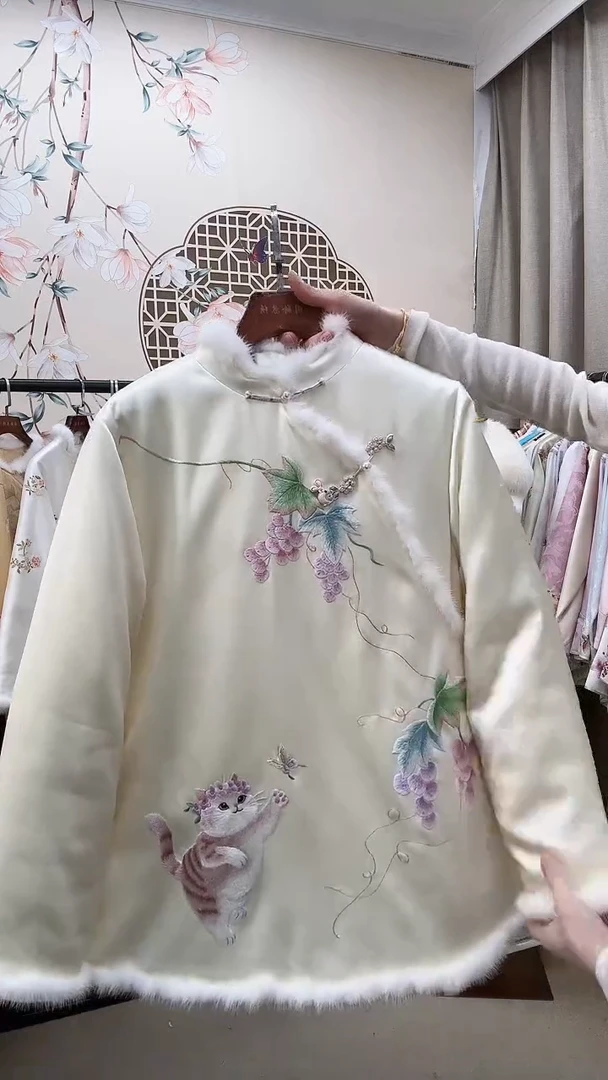 桑蚕丝冬款上衣猫咪