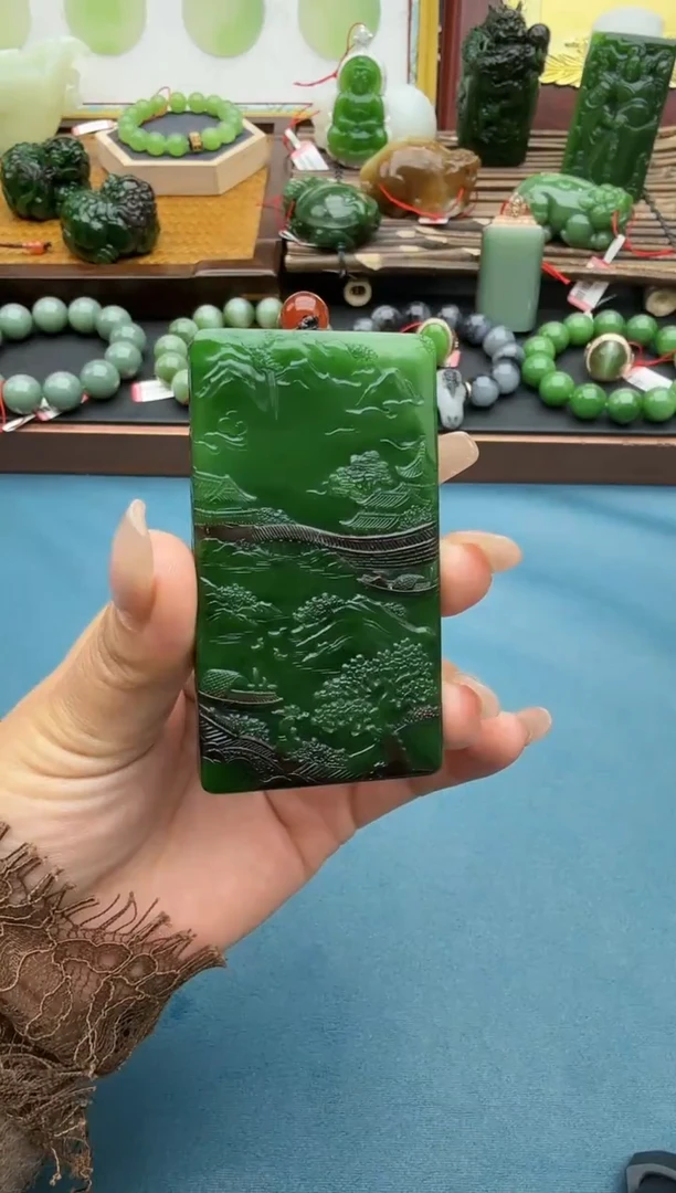 未镶嵌和田玉挂件1