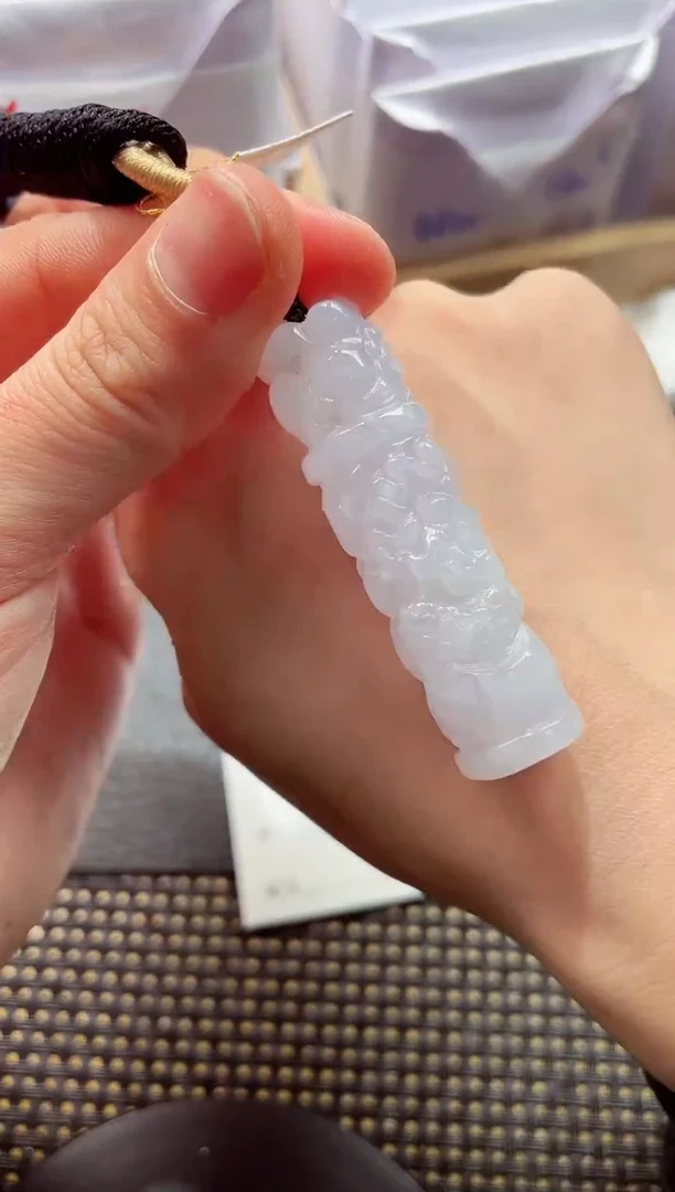 颈饰未镶嵌翡翠000111