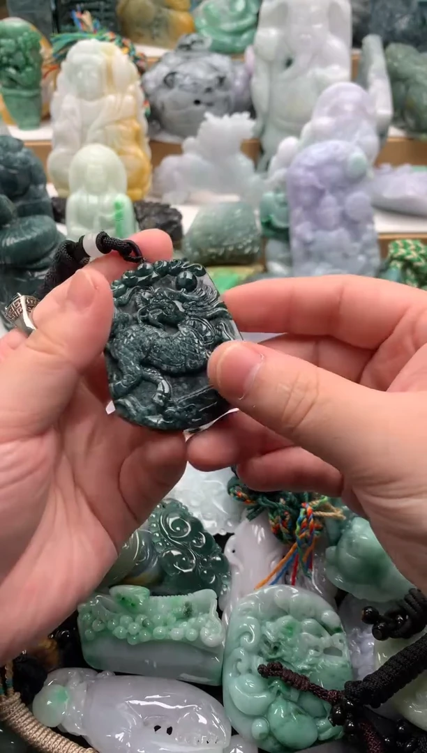 吊坠(不含链)未镶嵌翡翠1