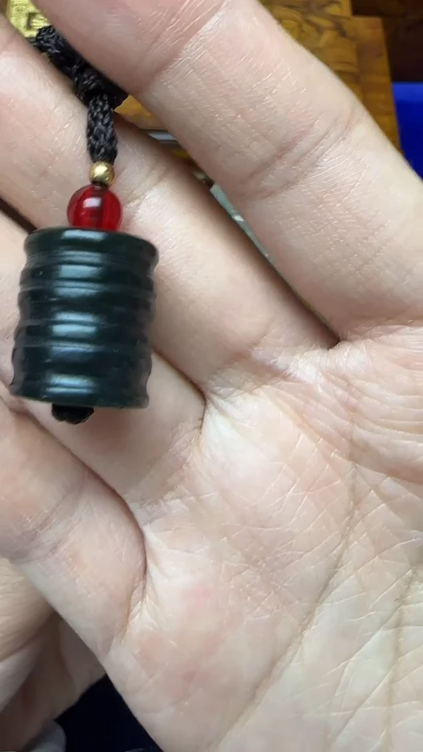 未镶嵌和田玉挂件建****头1