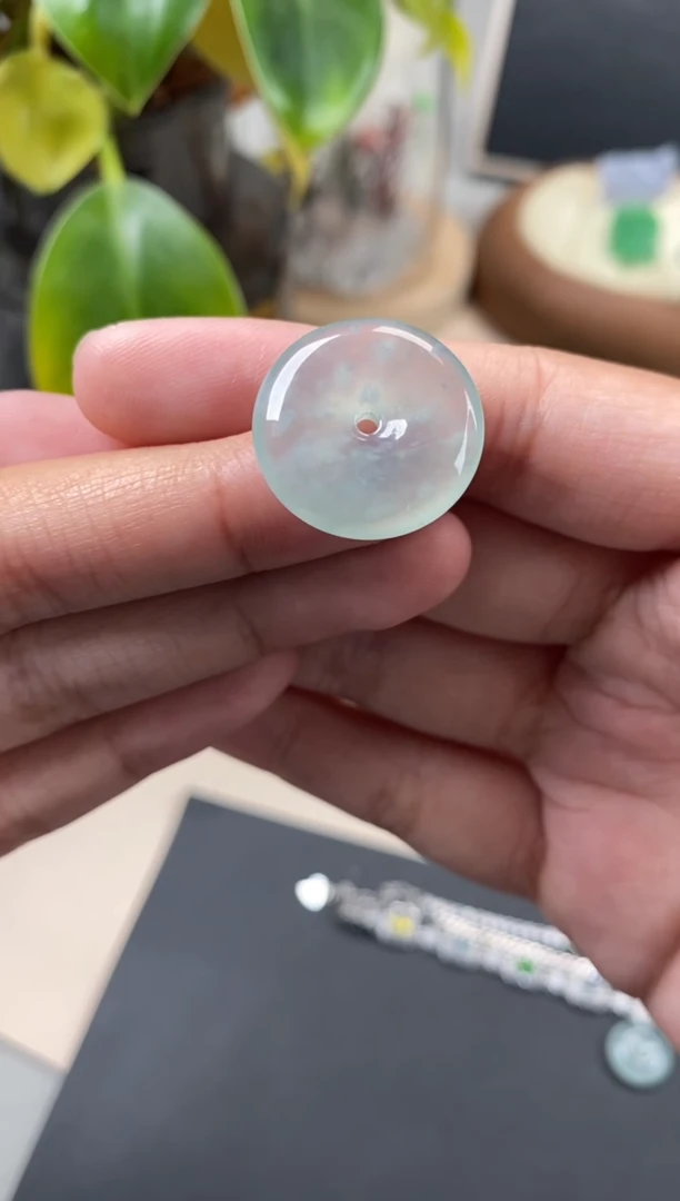 【闪购商品】翡翠颈饰未镶嵌翡翠冰种平安扣