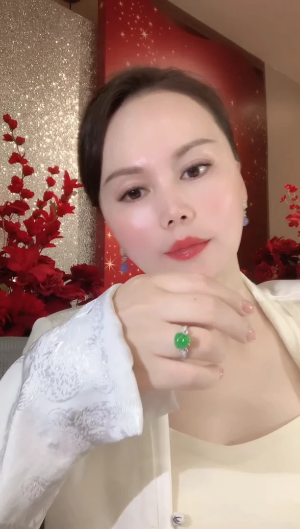 18K金镶嵌戒指翡翠C49