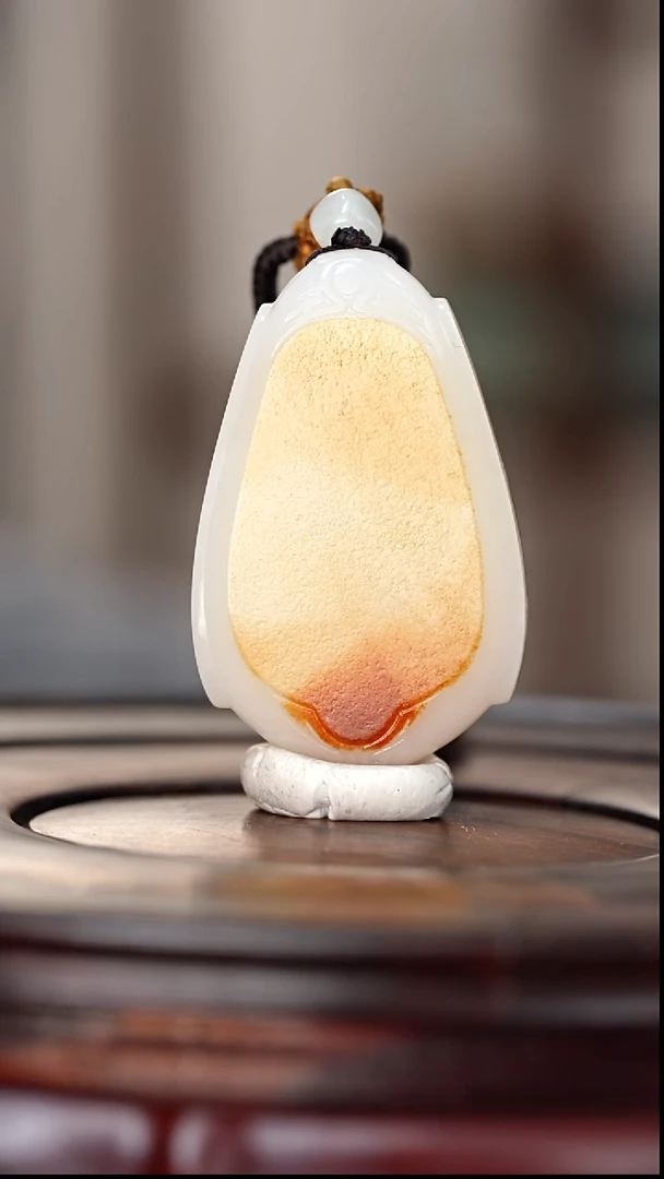 未镶嵌和田玉挂件和田玉