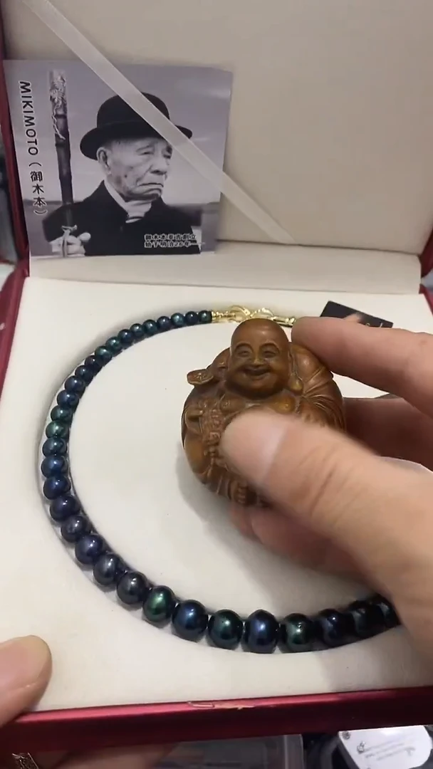 瓷片闪购商品 如图所示