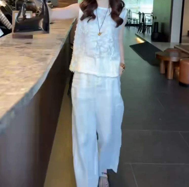 2025夏季时尚潮流百搭精品女装朵eexo