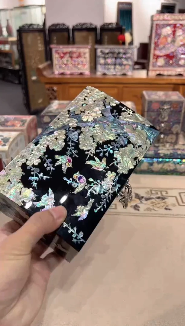 【闪购商品】按扣绒布底·弘贝雅螺钿漆器文化馆