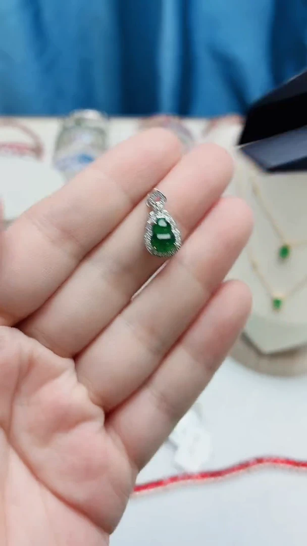 吊坠(不含链)银S925镶嵌翡翠068ZB1110产品一个（多样性）