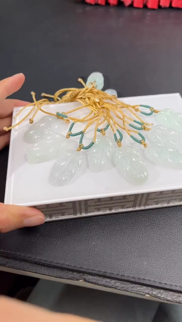 未镶嵌挂件翡翠边城刀客/00000111i/多样性发一/编绳发