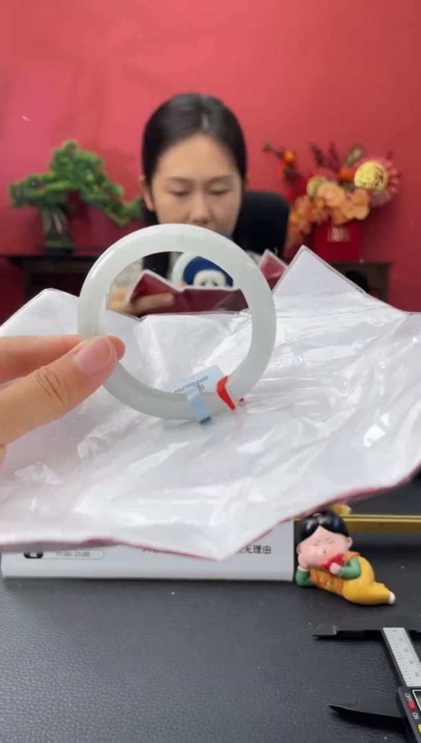 未镶嵌手镯翡翠4