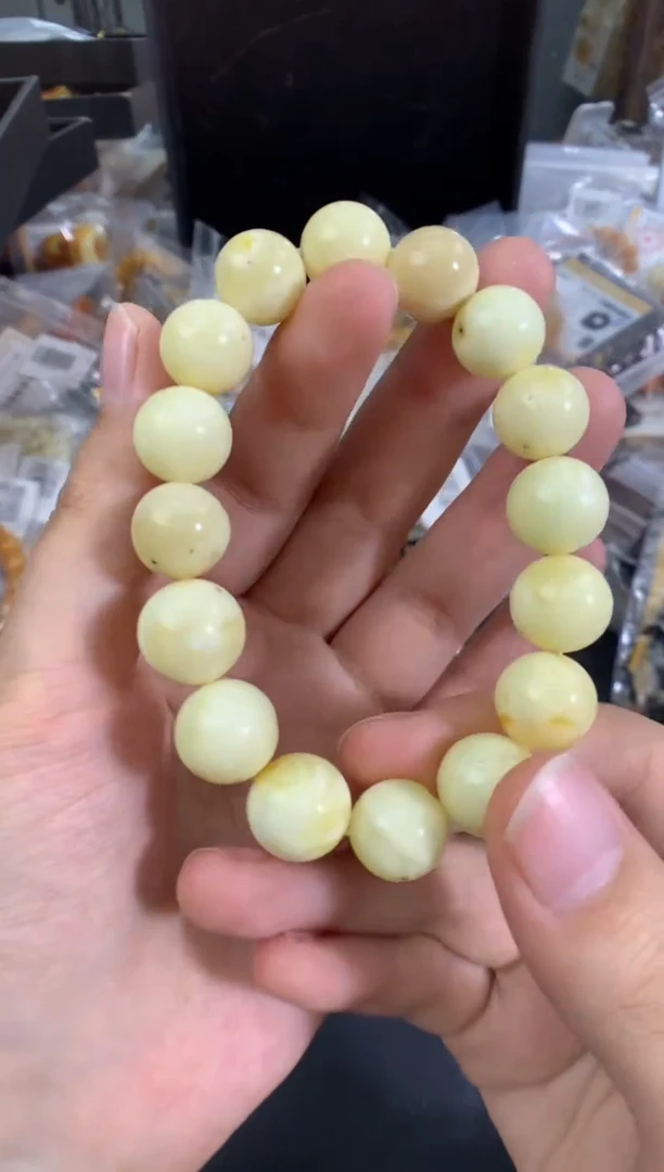 蜜蜡未镶嵌珠宝奇石1