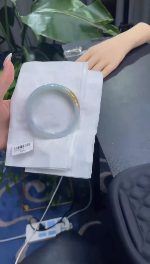 未镶嵌手镯翡翠5817****