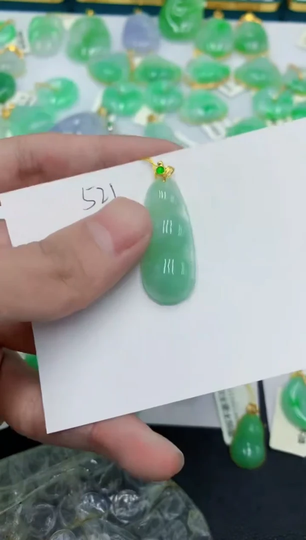 颈饰未镶嵌翡翠1111111