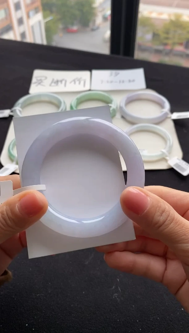 【闪购商品】翡翠手镯（圆镯）未镶嵌54圆条--不退不换