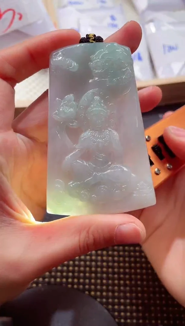 颈饰未镶嵌翡翠000111