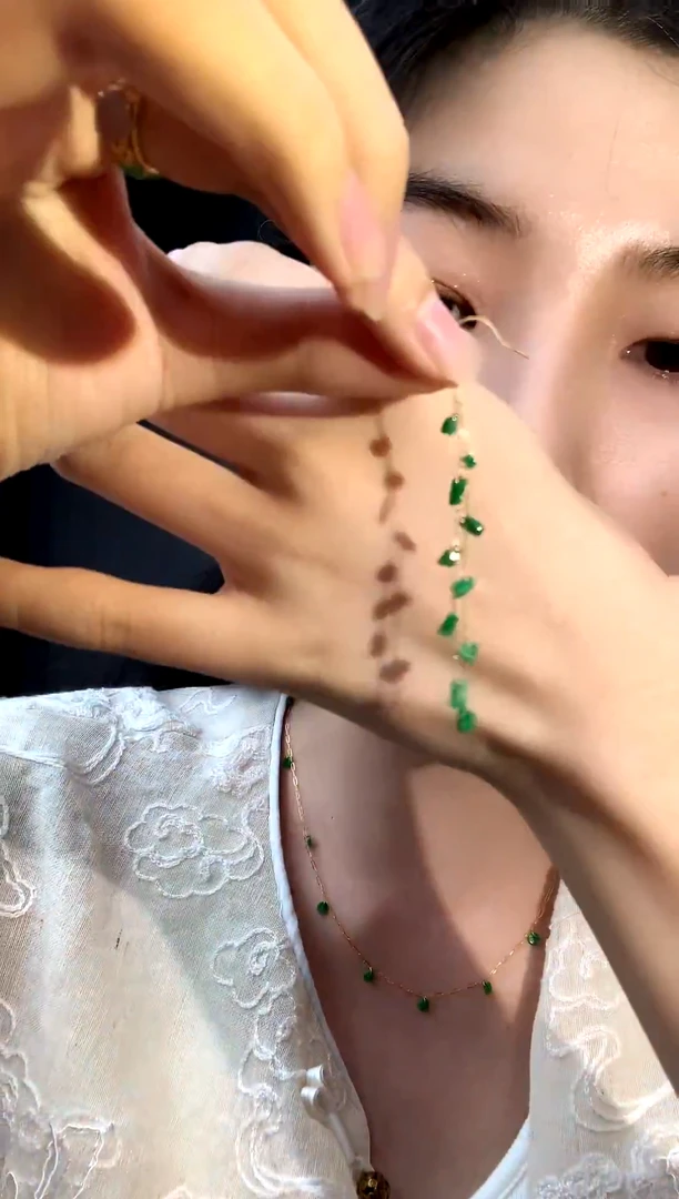 18K金镶嵌定制翡翠A3 翡翠 多样性发货