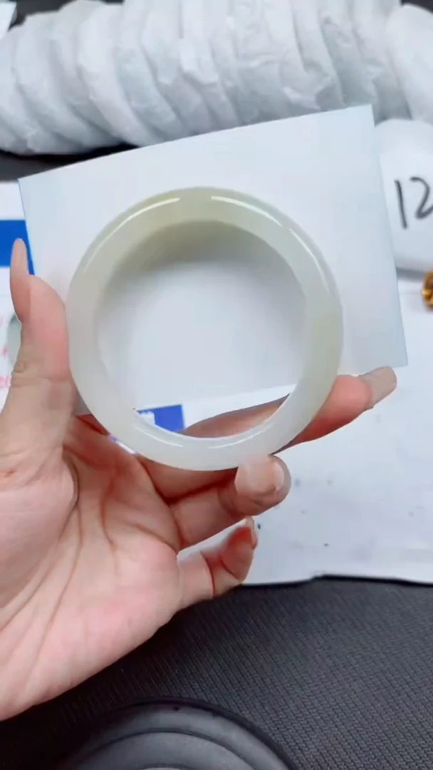 石英质玉手镯未镶嵌A166-58.59